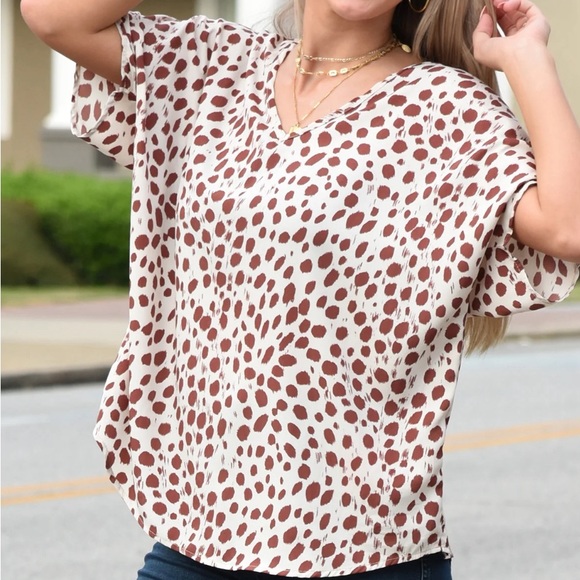 entro Tops - Entro V-Neck Oversized Blouse
